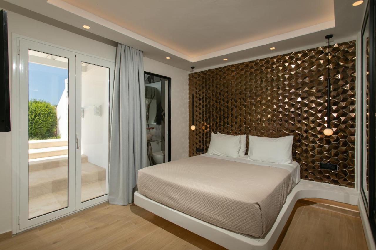 Iphimedeia Luxury Hotel & Suites Naxos City Extérieur photo